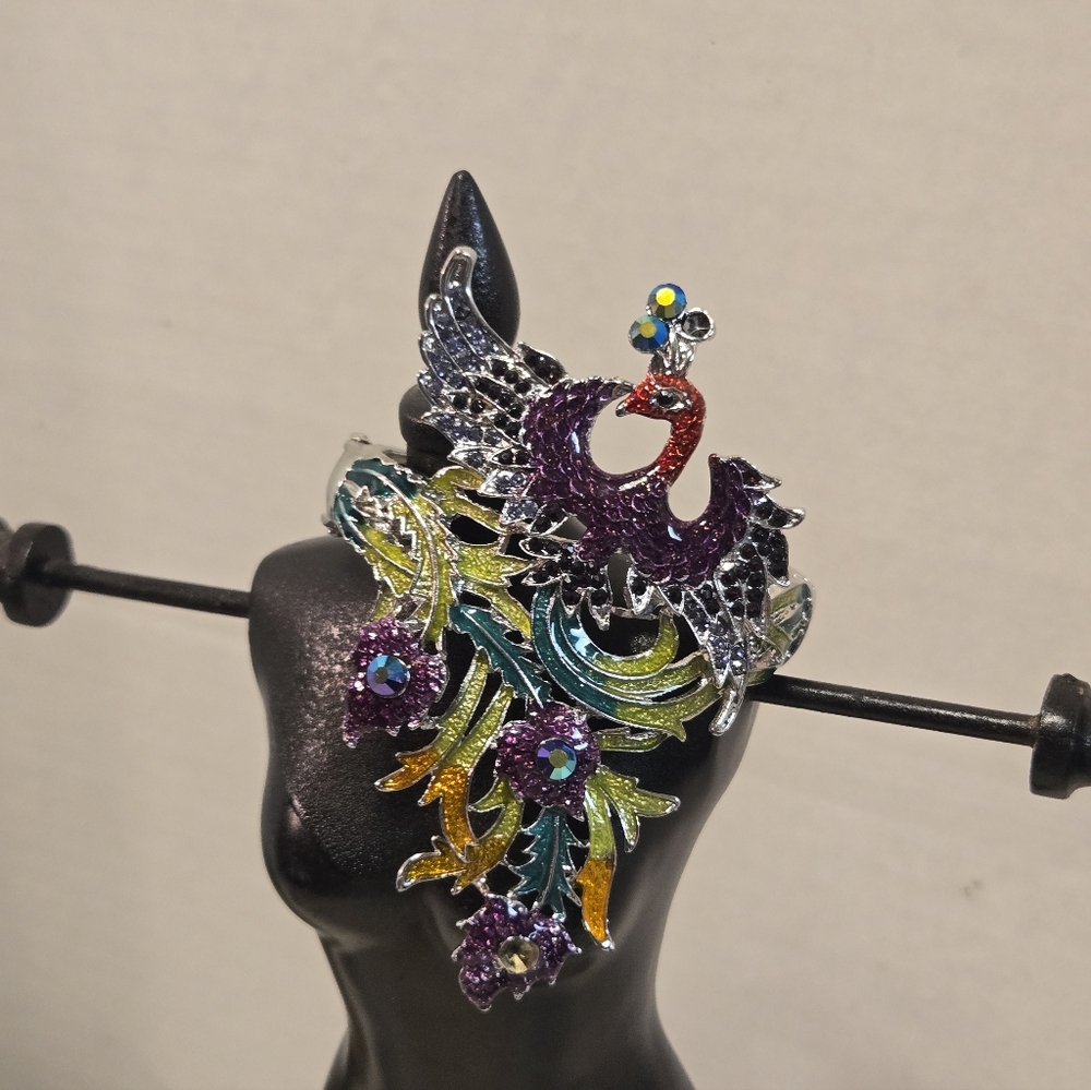 Elegant Silver and Purple Peacock Bracelet - Picture 7 of 8